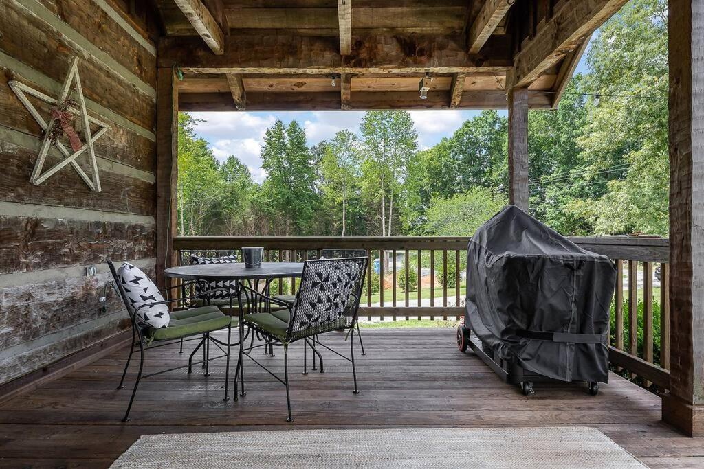 Rustic Cabin, Dock, Firepit, Kayaks & Games Winchester Exteriér fotografie