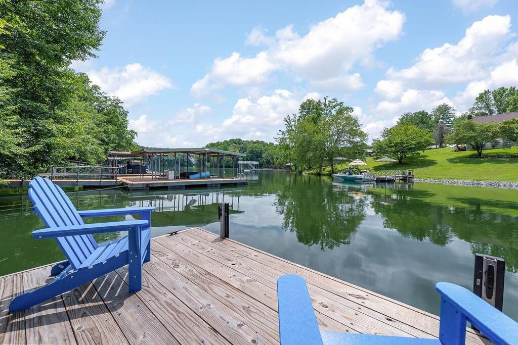 Rustic Cabin, Dock, Firepit, Kayaks & Games Winchester Exteriér fotografie